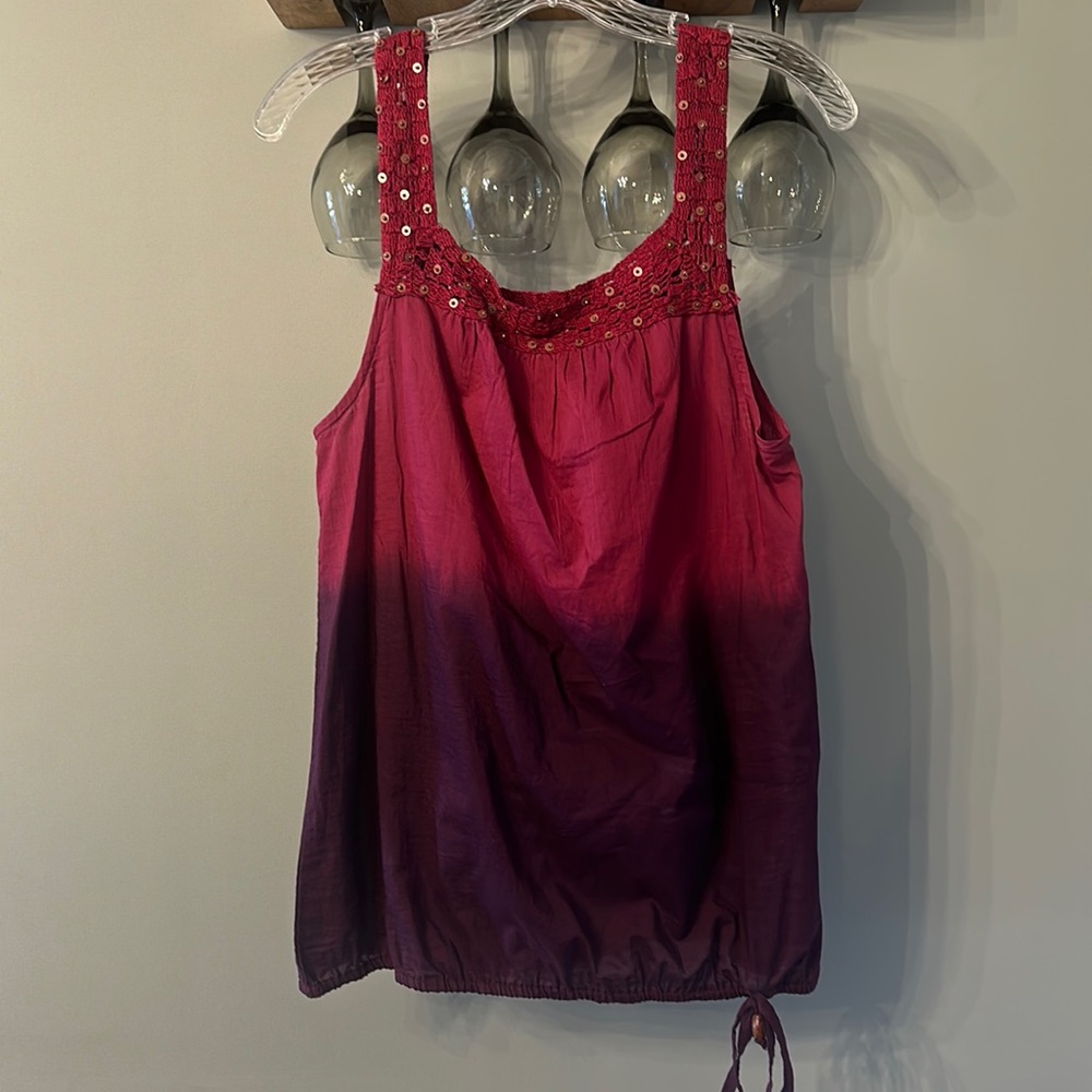 Woman’s RuffHewn tank top pink and purple ombre size medium